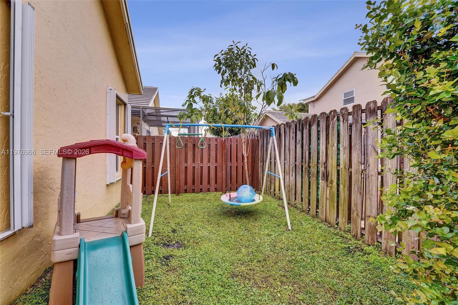 FOREST RIDGE CLUSTER HOME - Residential