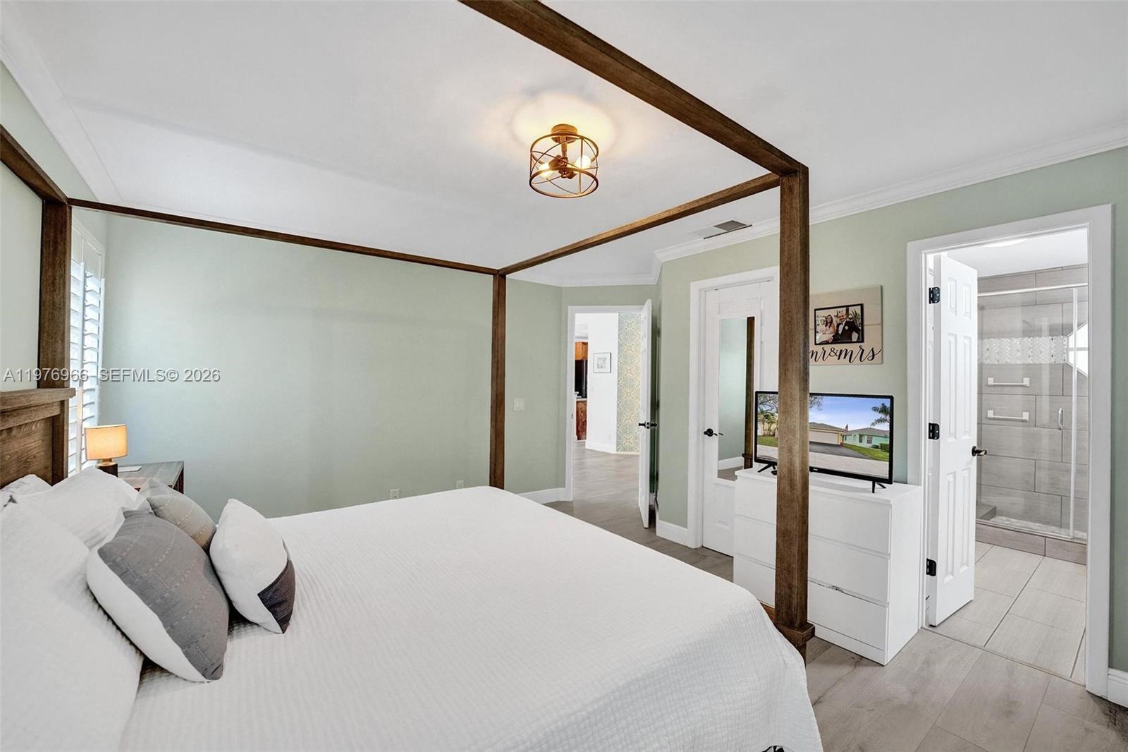 FOREST RIDGE CLUSTER HOME - Residential