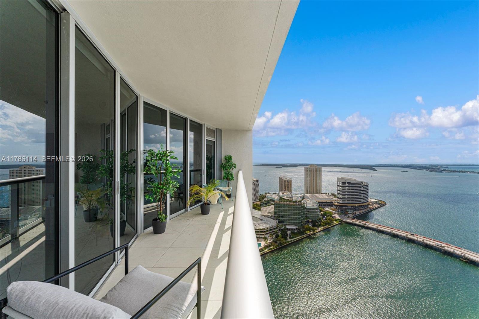 ICON BRICKELL NO TWO - Residential