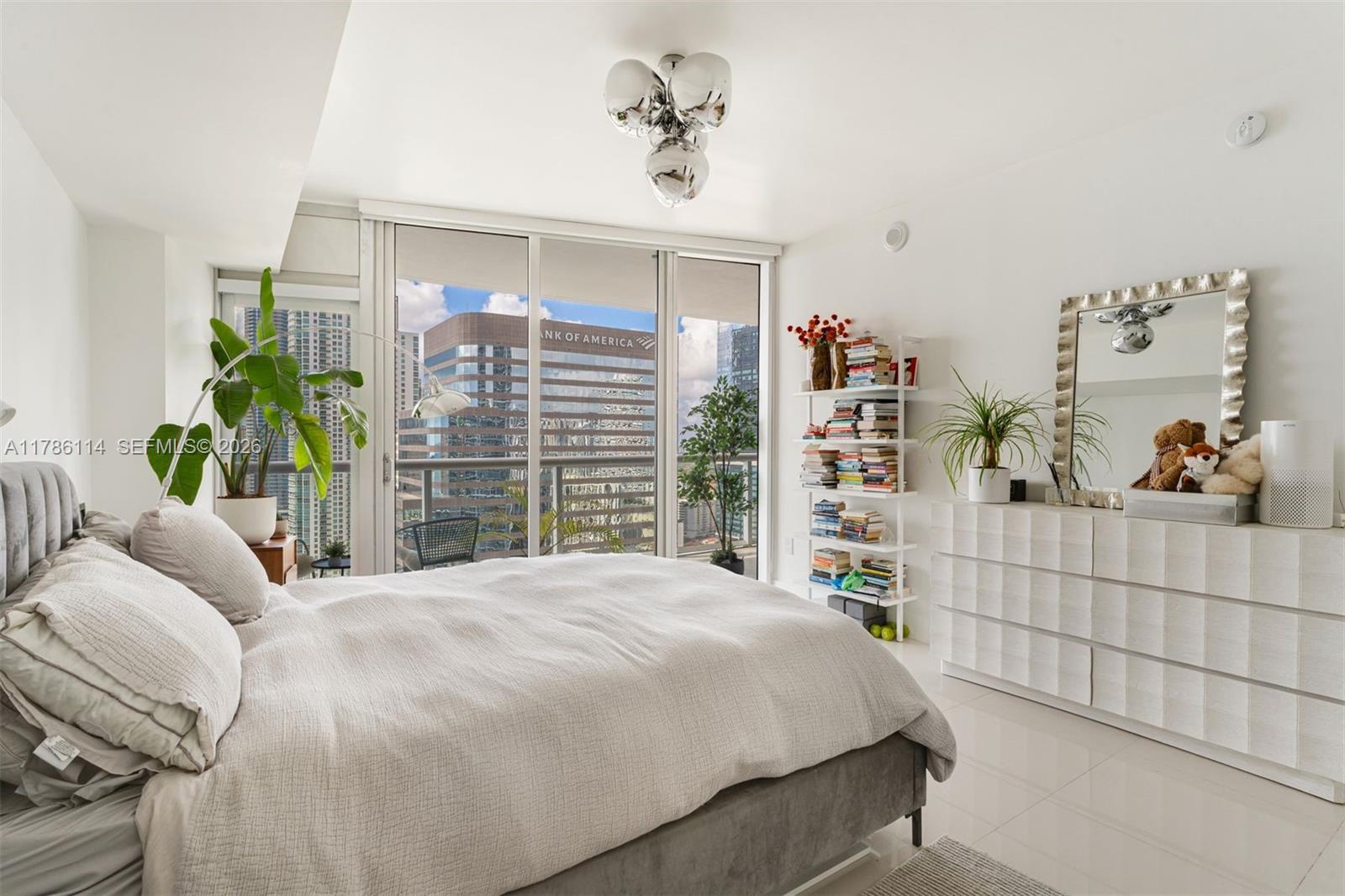 ICON BRICKELL NO TWO - Residential