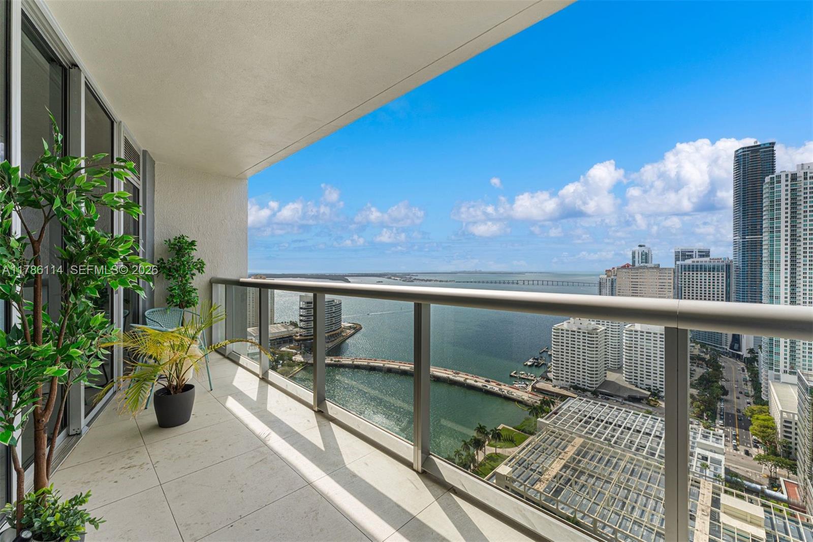 ICON BRICKELL NO TWO - Residential