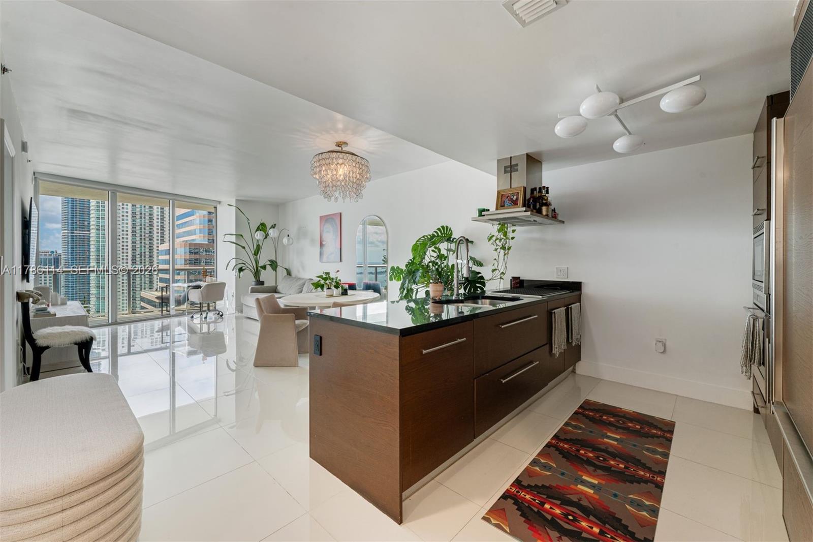 ICON BRICKELL NO TWO - Residential