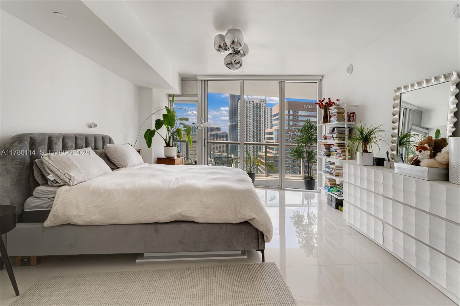 ICON BRICKELL NO TWO - Residential