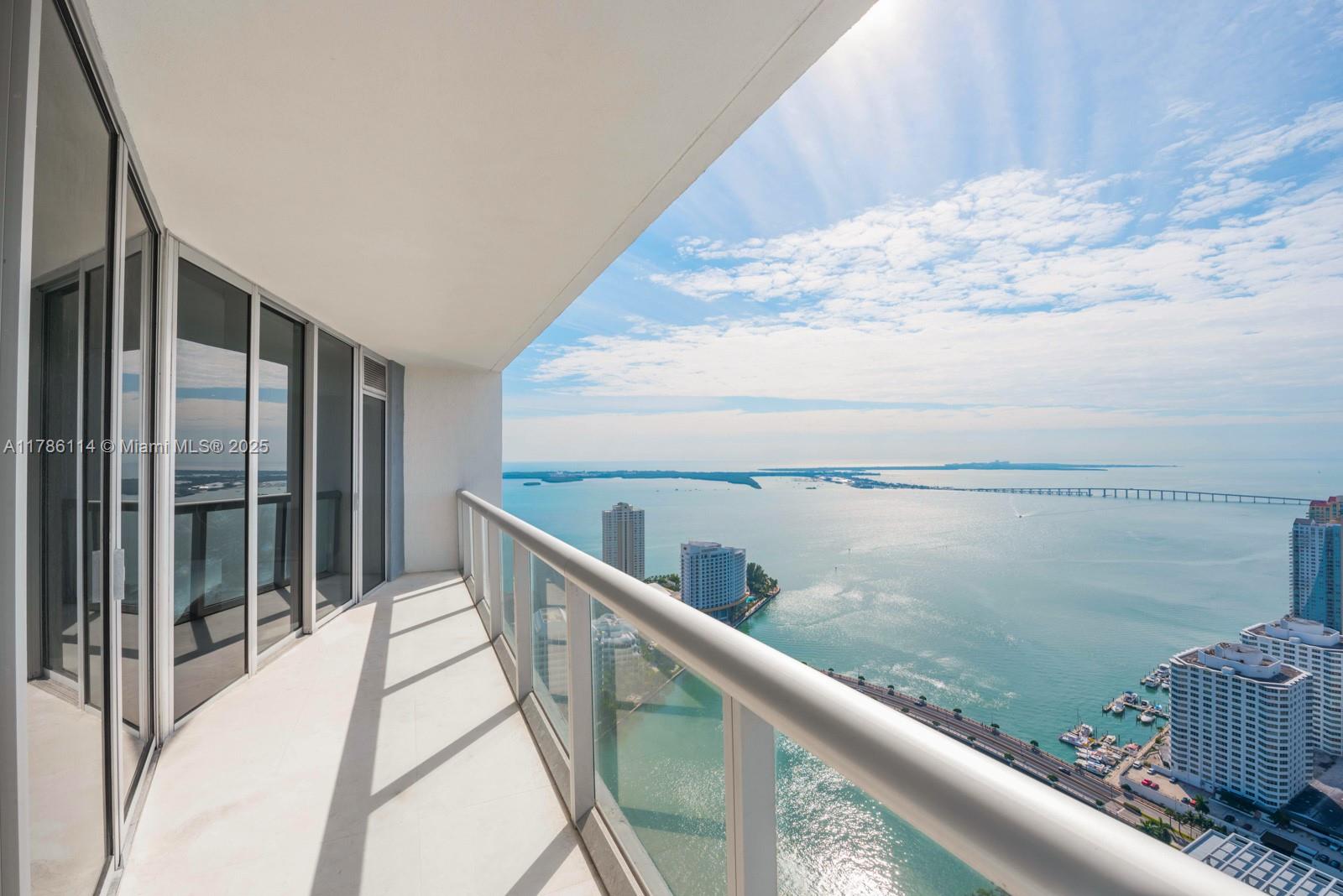 ICON BRICKELL NO TWO - Residential