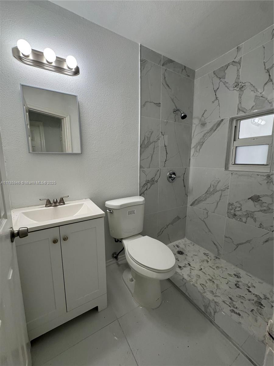 935 NW 65th St
