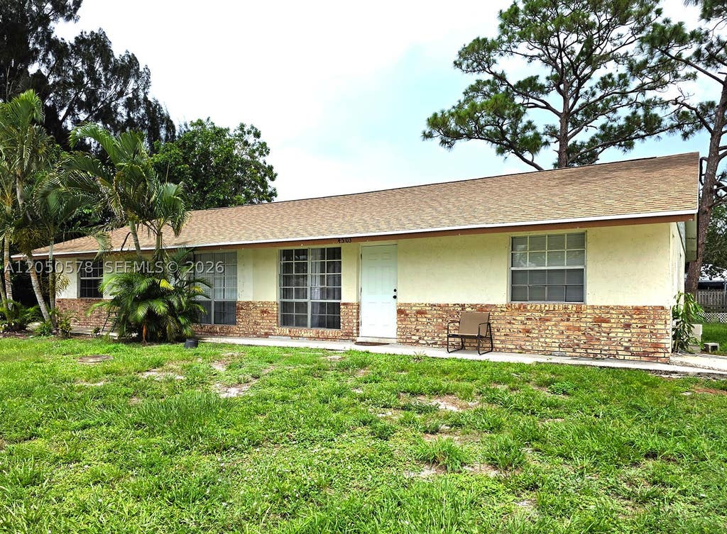 Photo of 4503 SE Ontario Dr, Stuart, FL 34997 (MLS # A12050578)