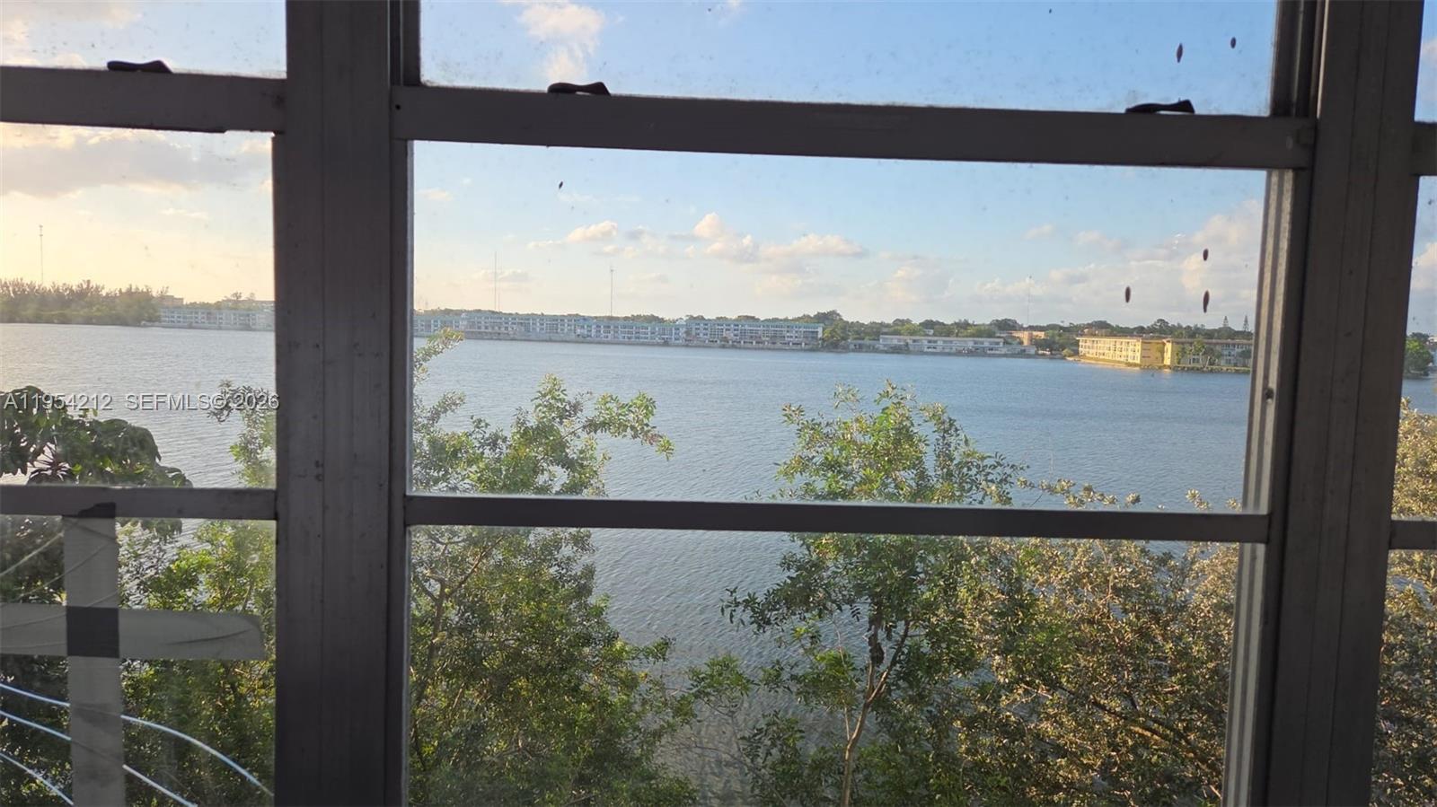 1301 NE Miami Gardens Dr 314W