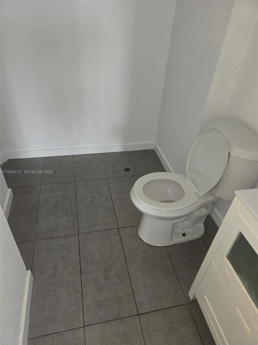 BUCKLEY TOWERS CONDO - EA - Residential