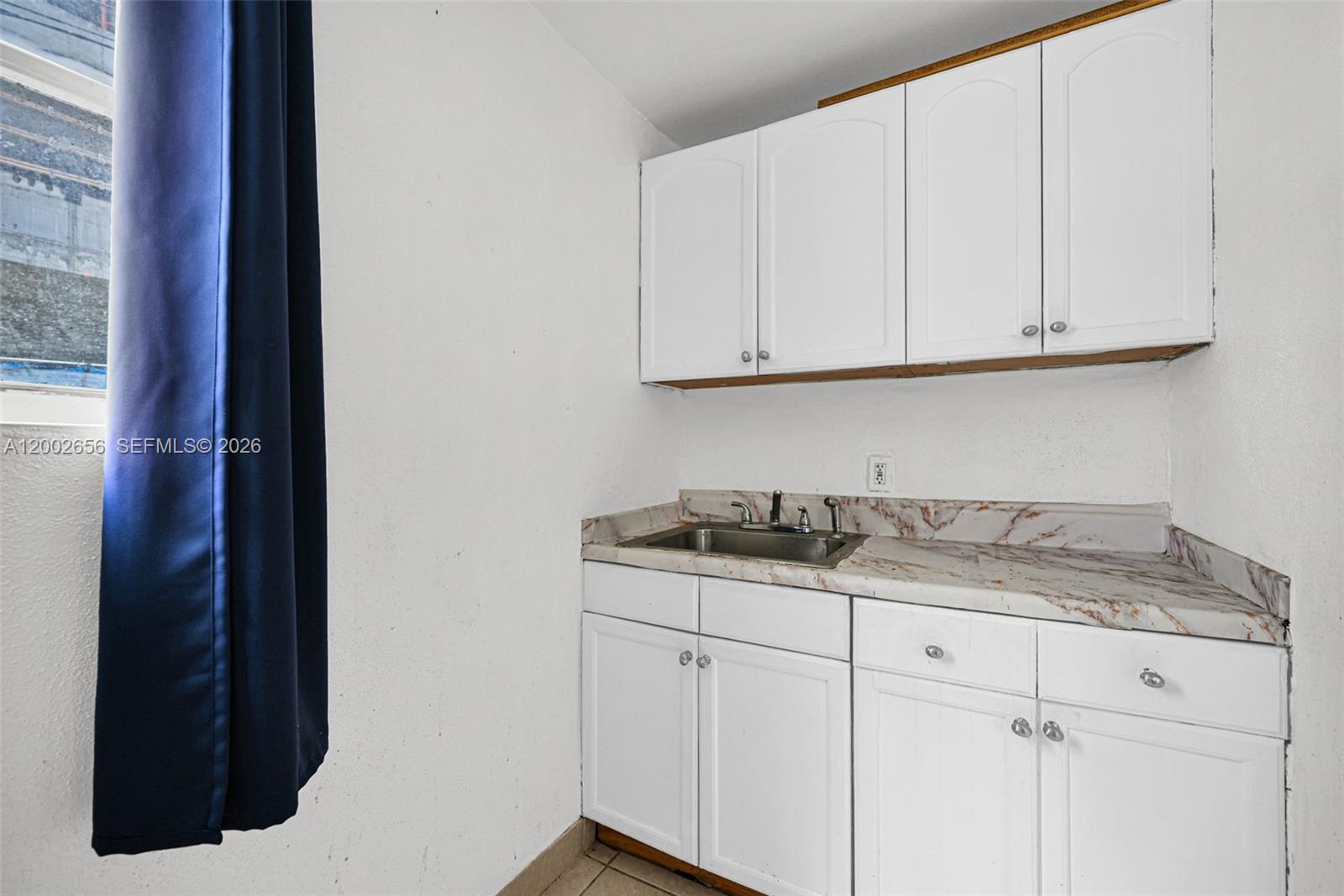 BROADMOOR SUB - Land