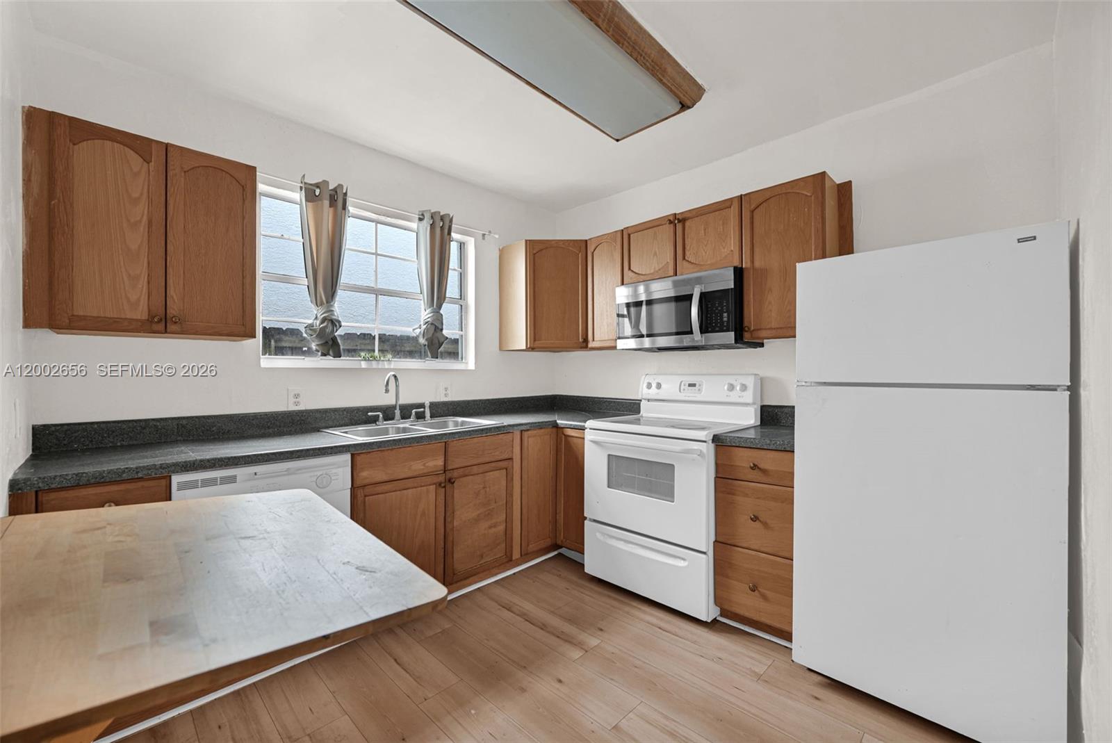 BROADMOOR SUB - Land