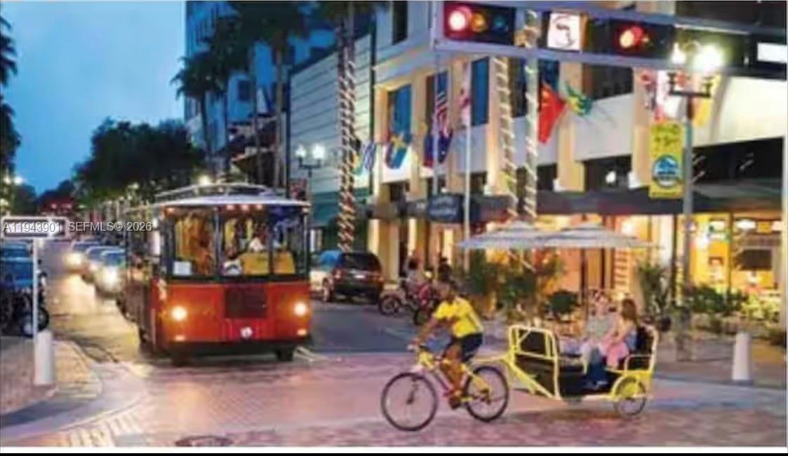 HOLLYWOOD COUNTRY CLUB DI - Residential