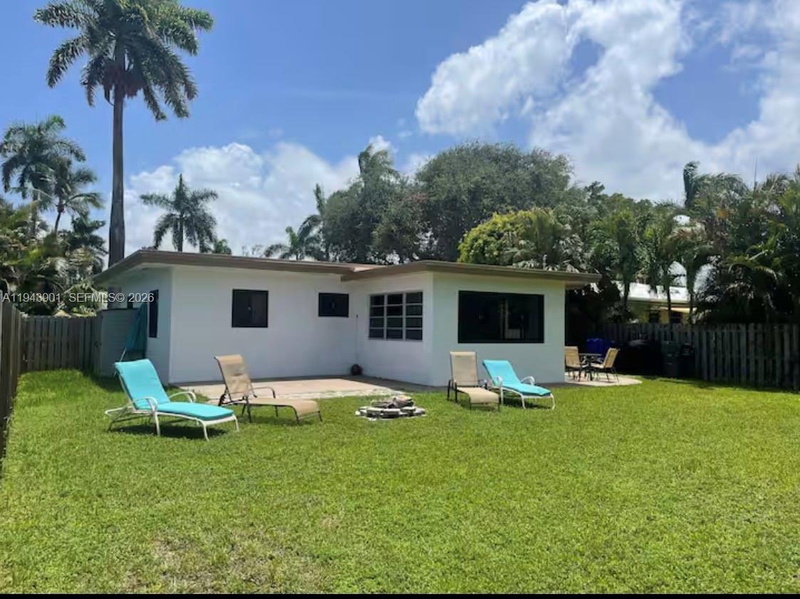 HOLLYWOOD COUNTRY CLUB DI - Residential