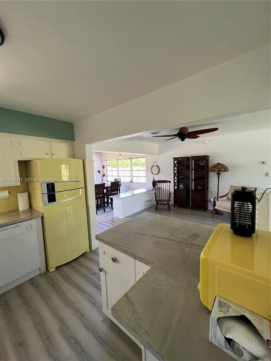 HOLLYWOOD COUNTRY CLUB DI - Residential