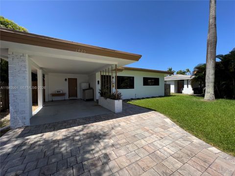 Photo of 1425 Grant St, Hollywood, FL 33020 (MLS # A11943901)