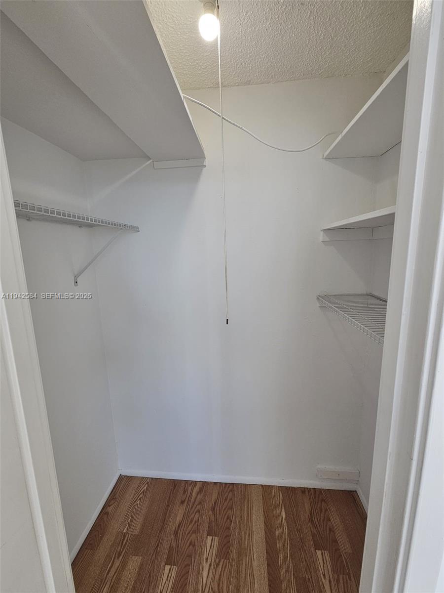 BURLEIGH HOUSE CONDO - Residential