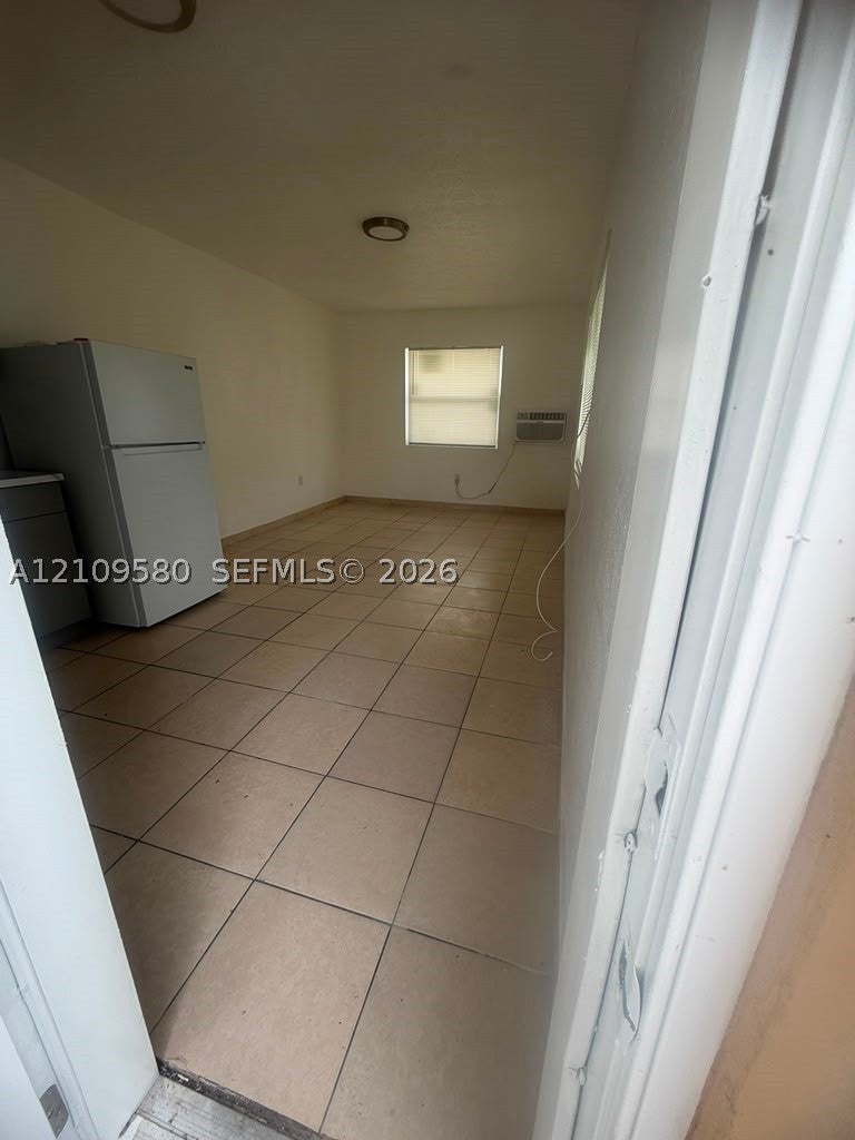 1203 NE 109th St 3
