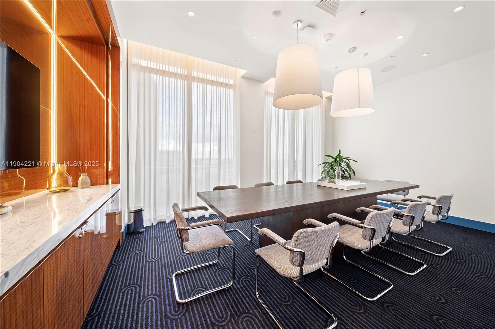 RHODES AMD NEW BISC - Residential Lease