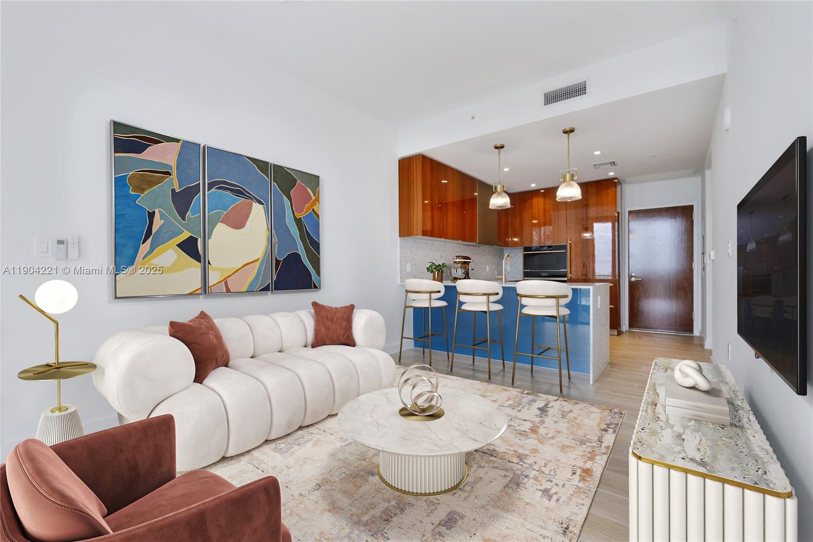 2678 Tigertail Ave 1205