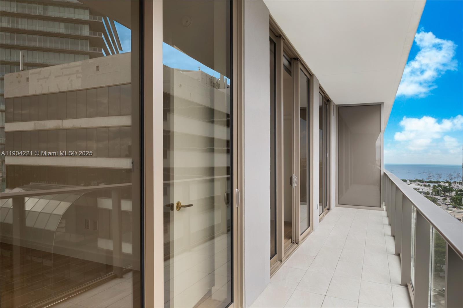 RHODES AMD NEW BISC - Residential Lease