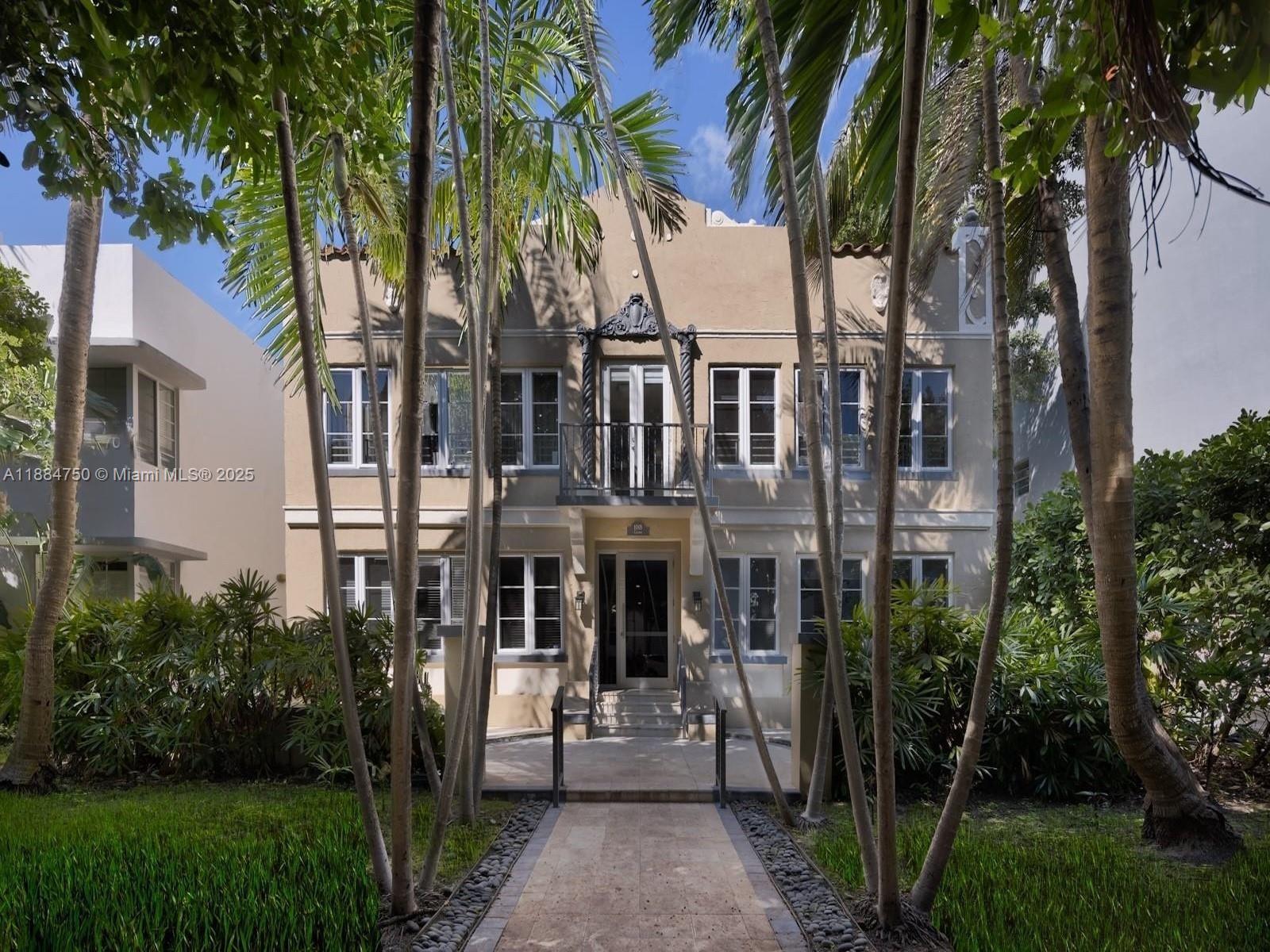 THE COCONUT OF SOUTH BEAC - Residential