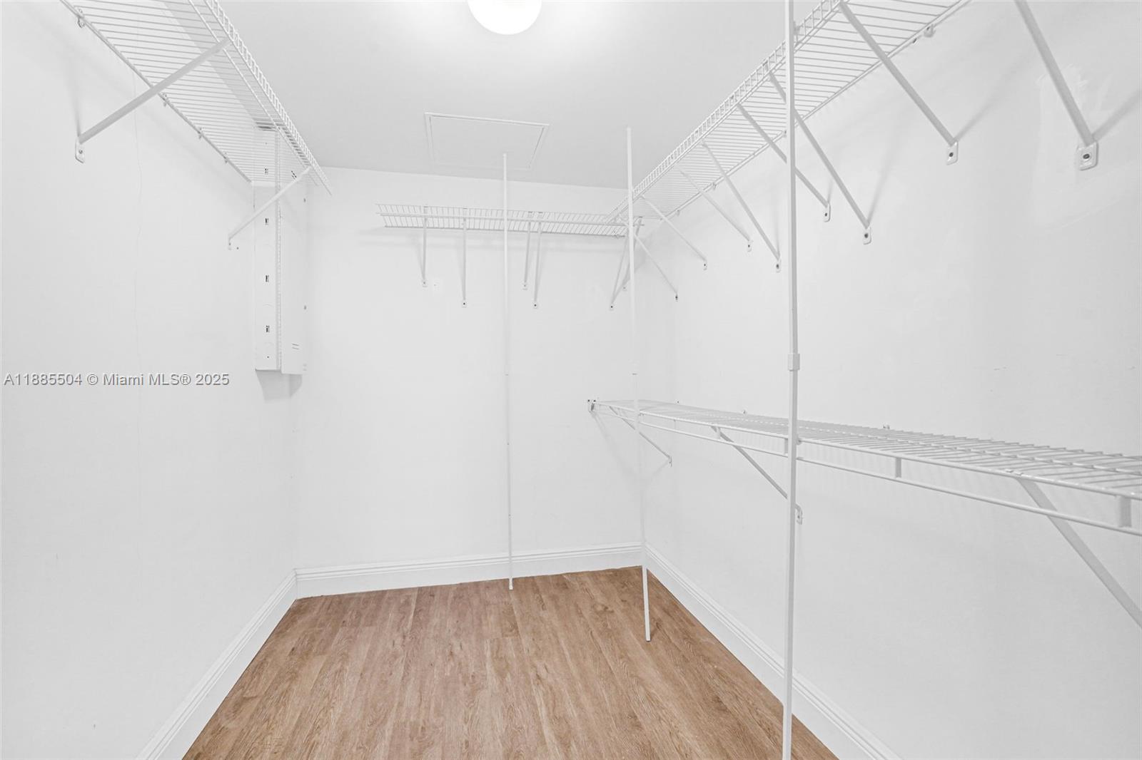 HARBOUR HOUSE - Residential Lease