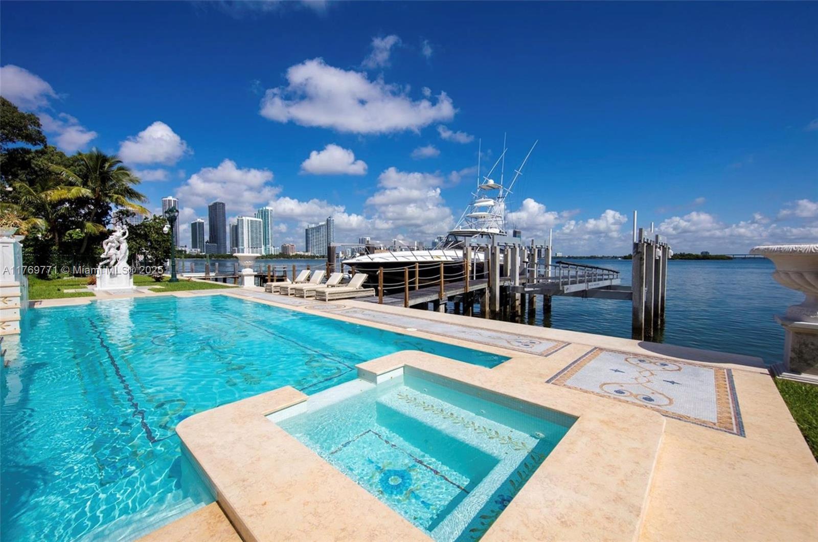 BISCAYNE ISL - Residential