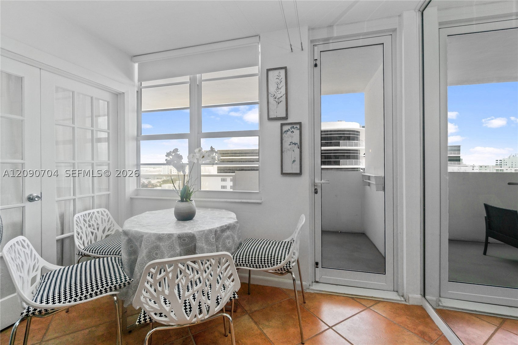 100 Lincoln Rd 1127