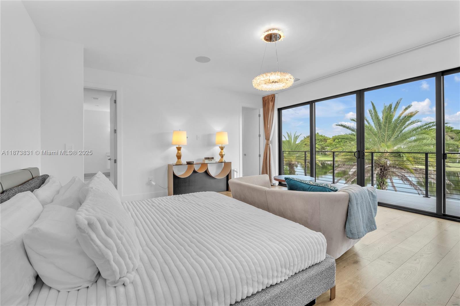 WESTON ESTATES - Residential