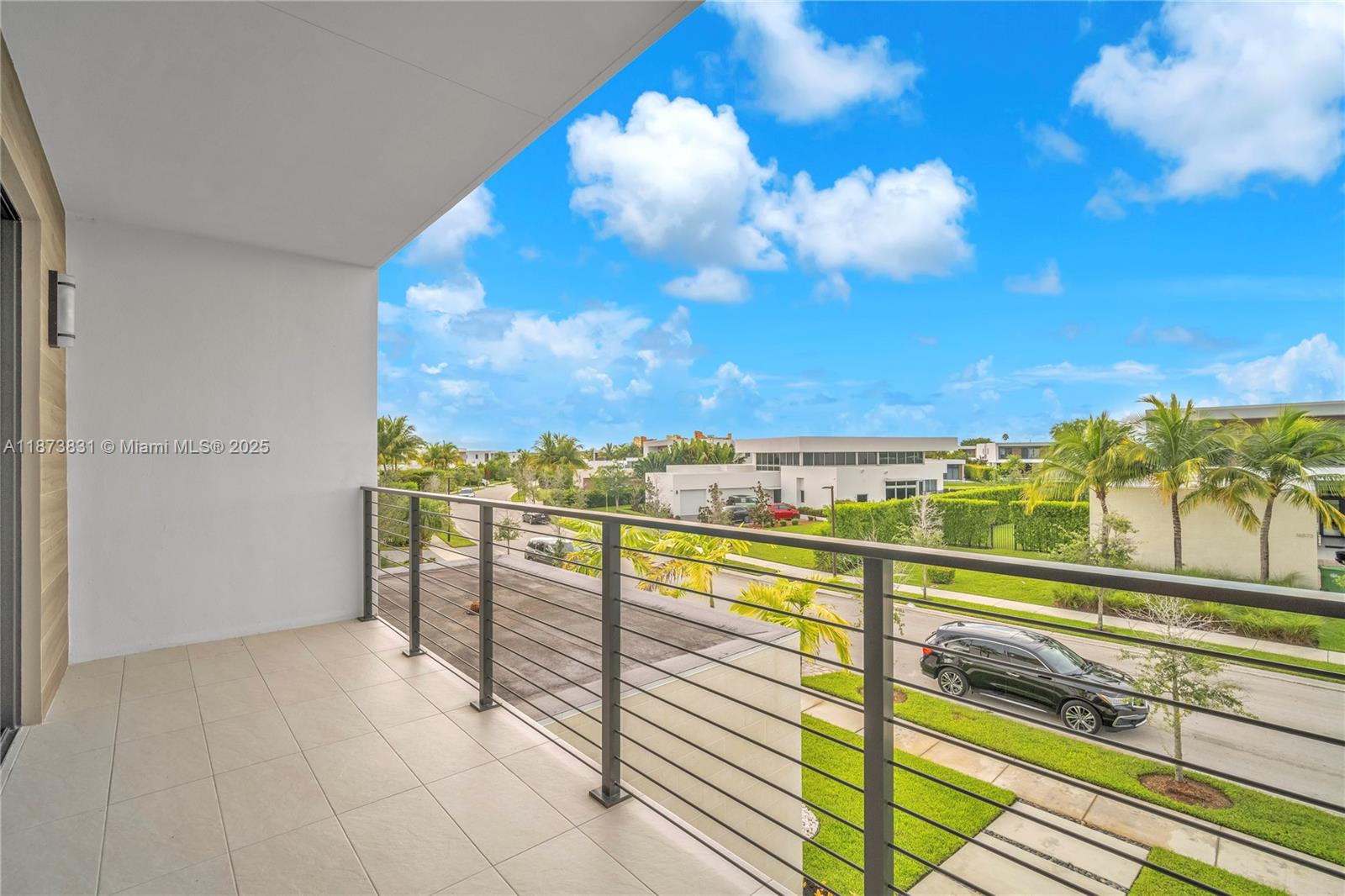 WESTON ESTATES - Residential