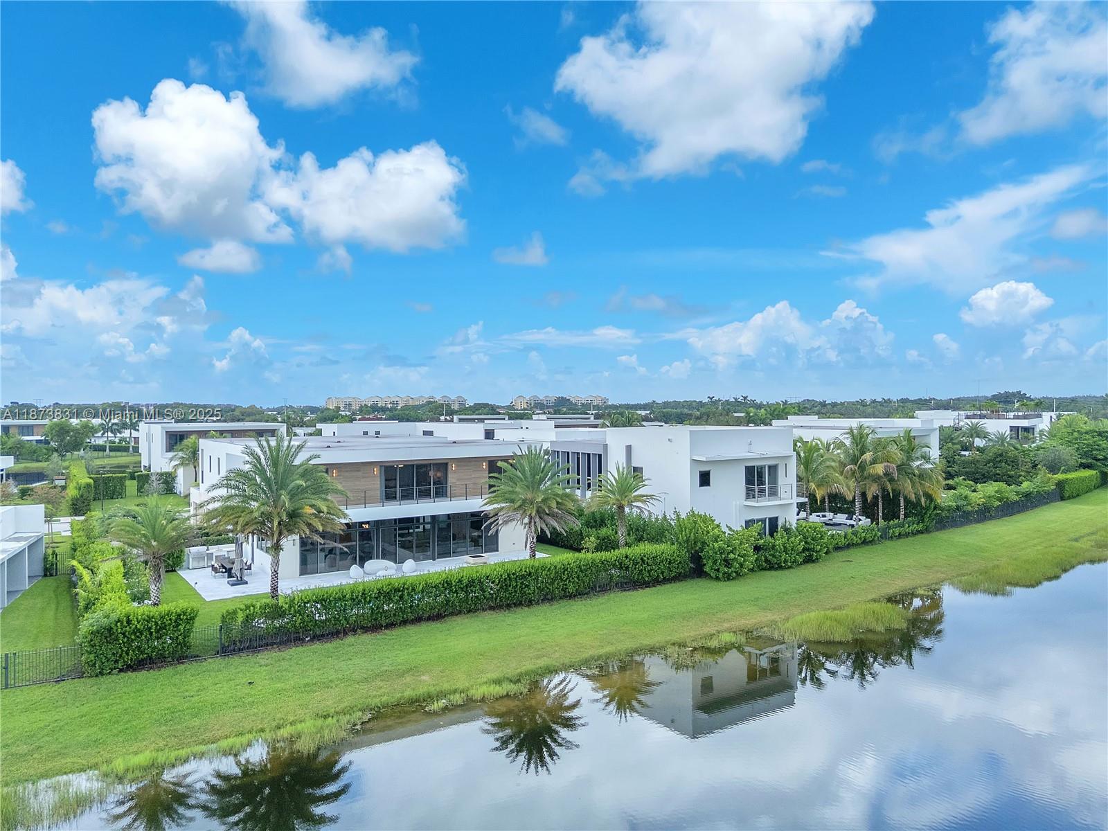 WESTON ESTATES - Residential