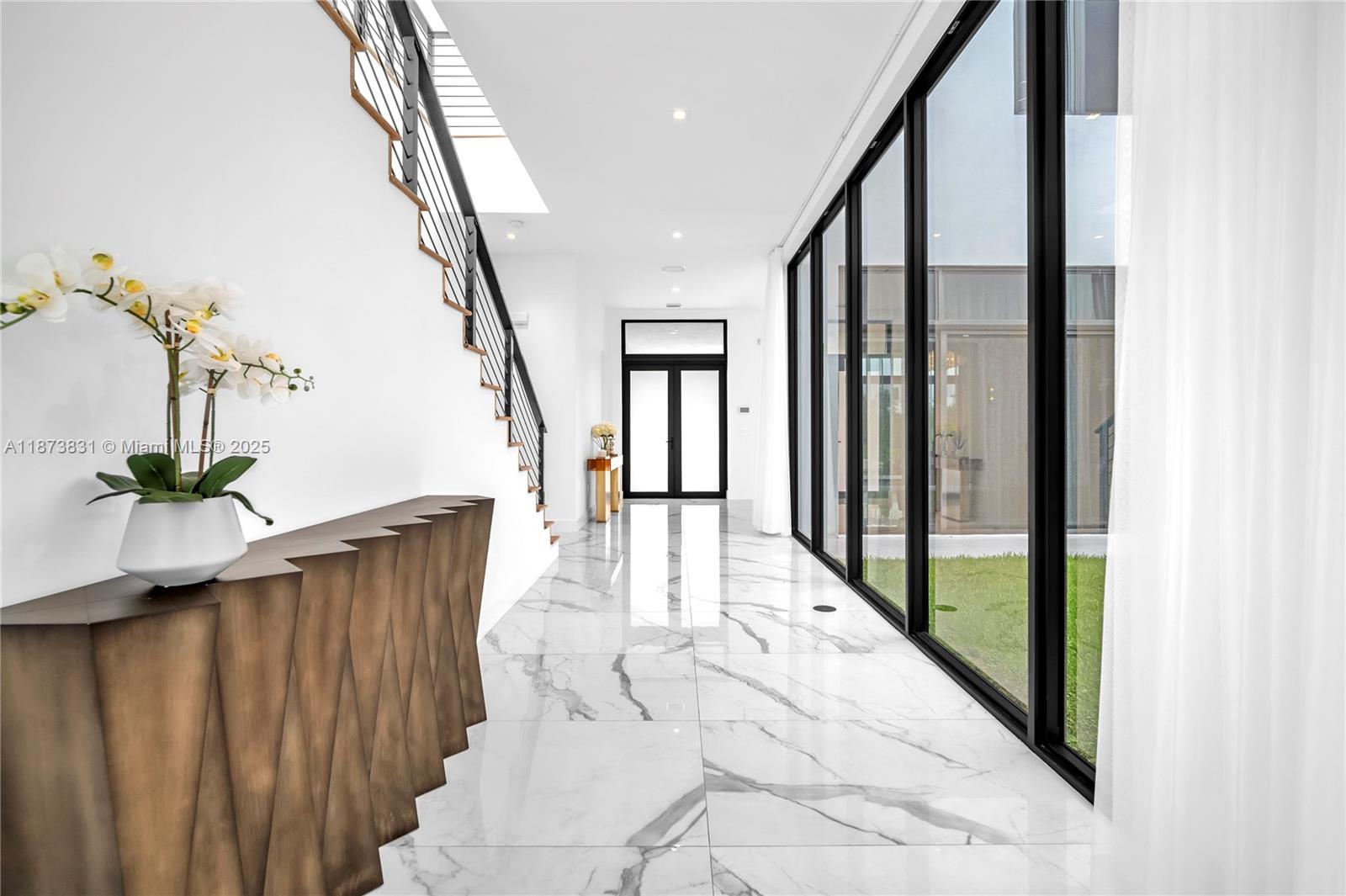 WESTON ESTATES - Residential