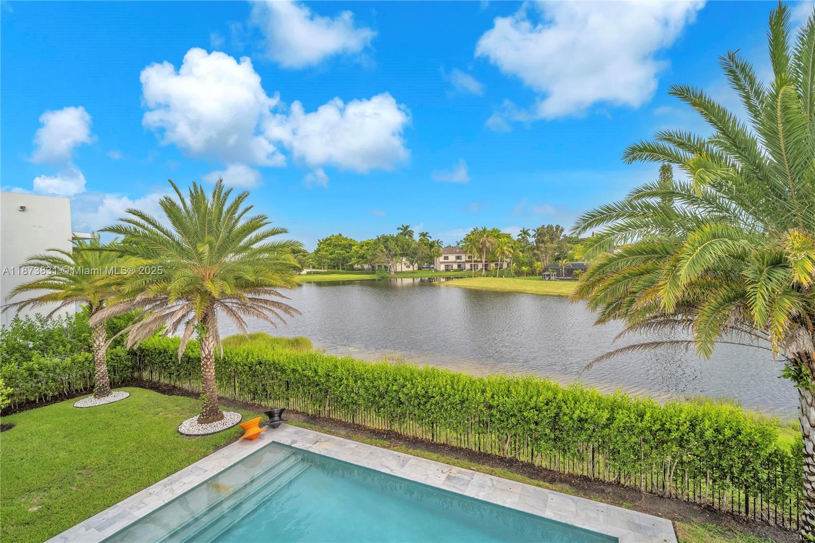 WESTON ESTATES - Residential