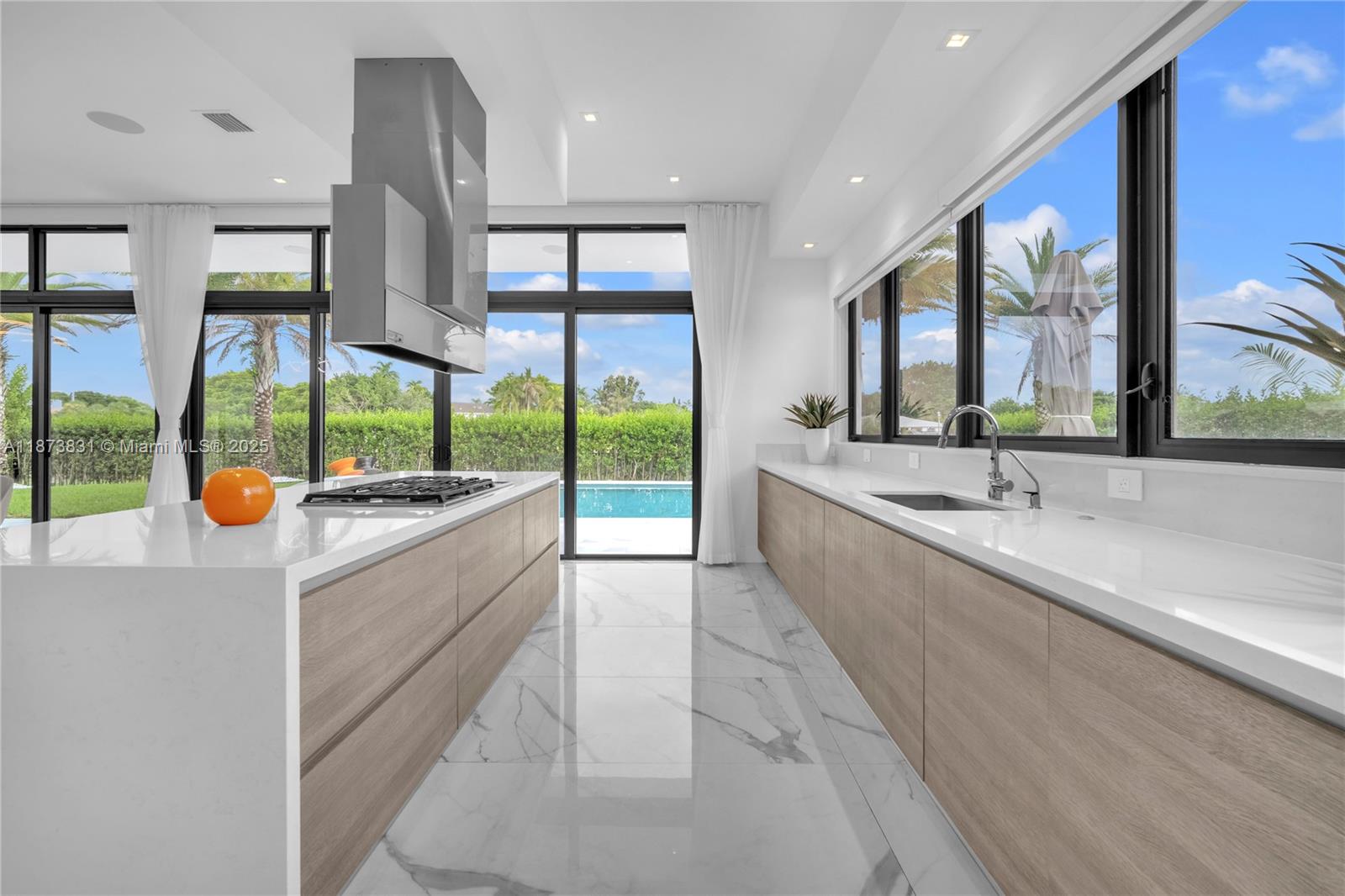 WESTON ESTATES - Residential