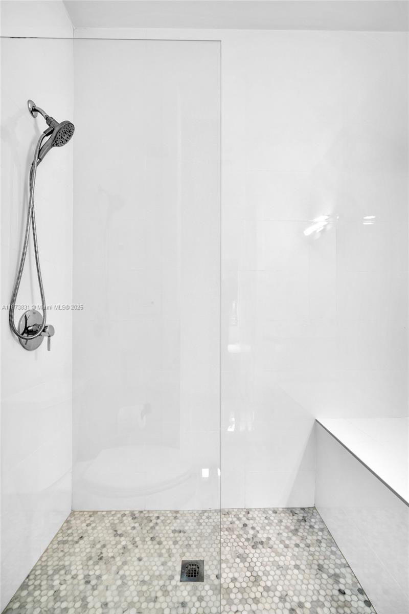 WESTON ESTATES - Residential