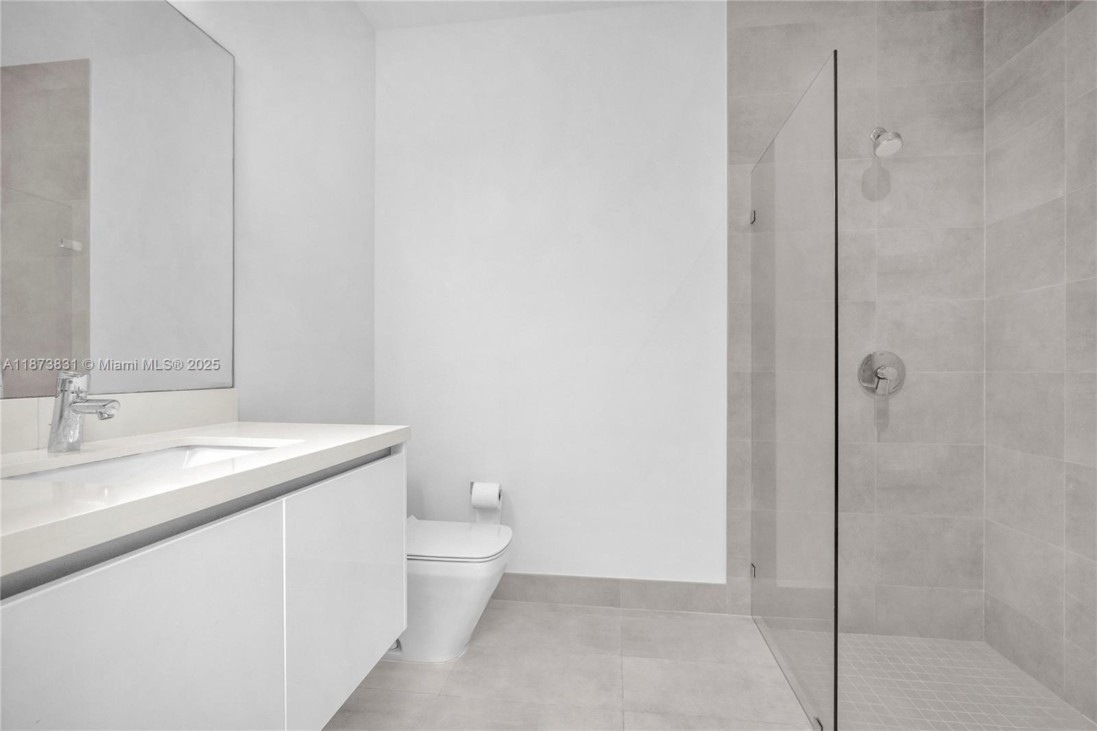 WESTON ESTATES - Residential