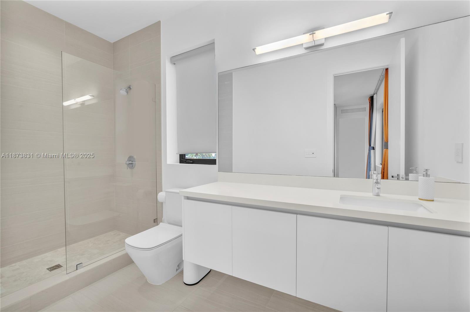 WESTON ESTATES - Residential