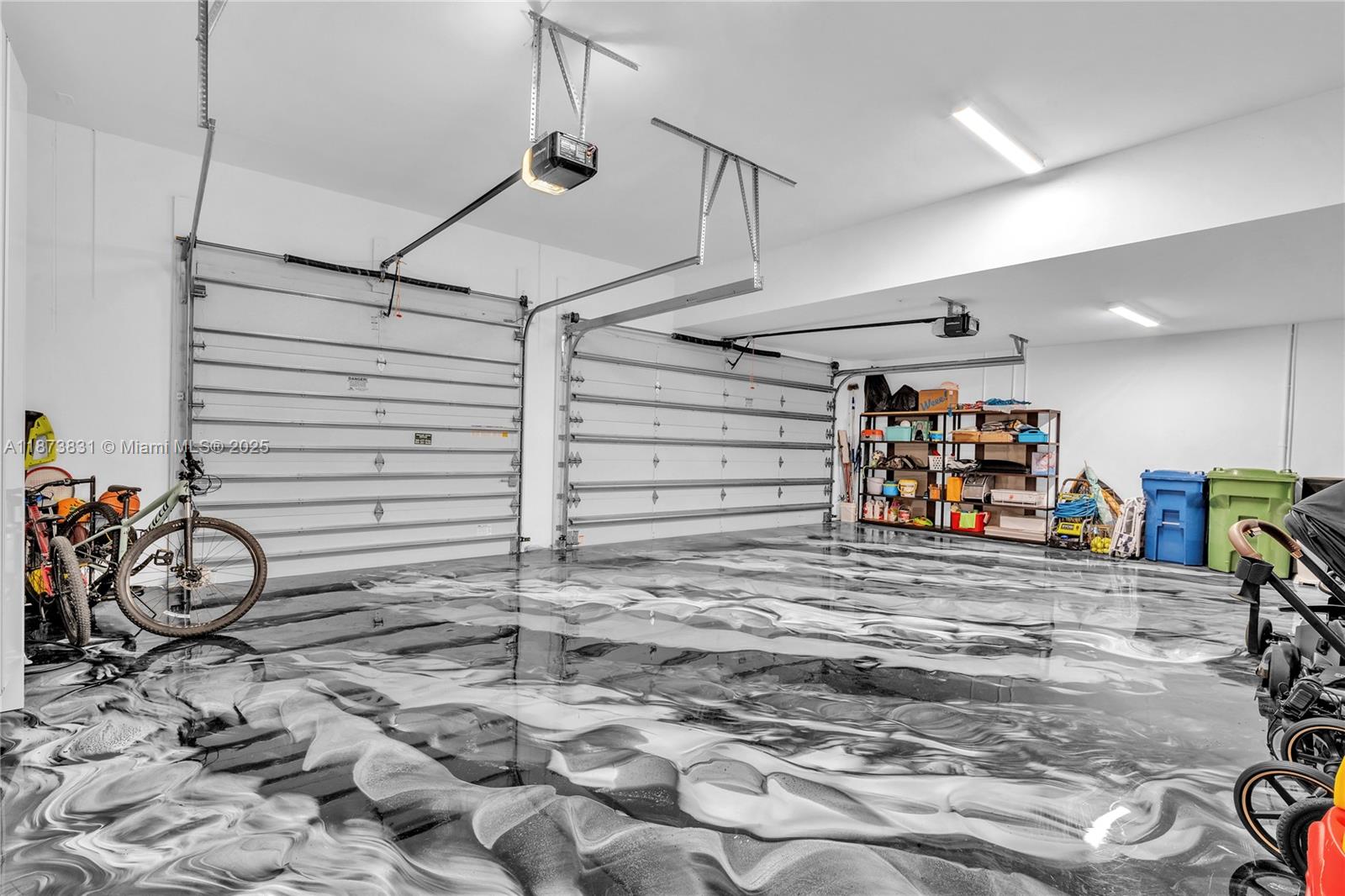 WESTON ESTATES - Residential