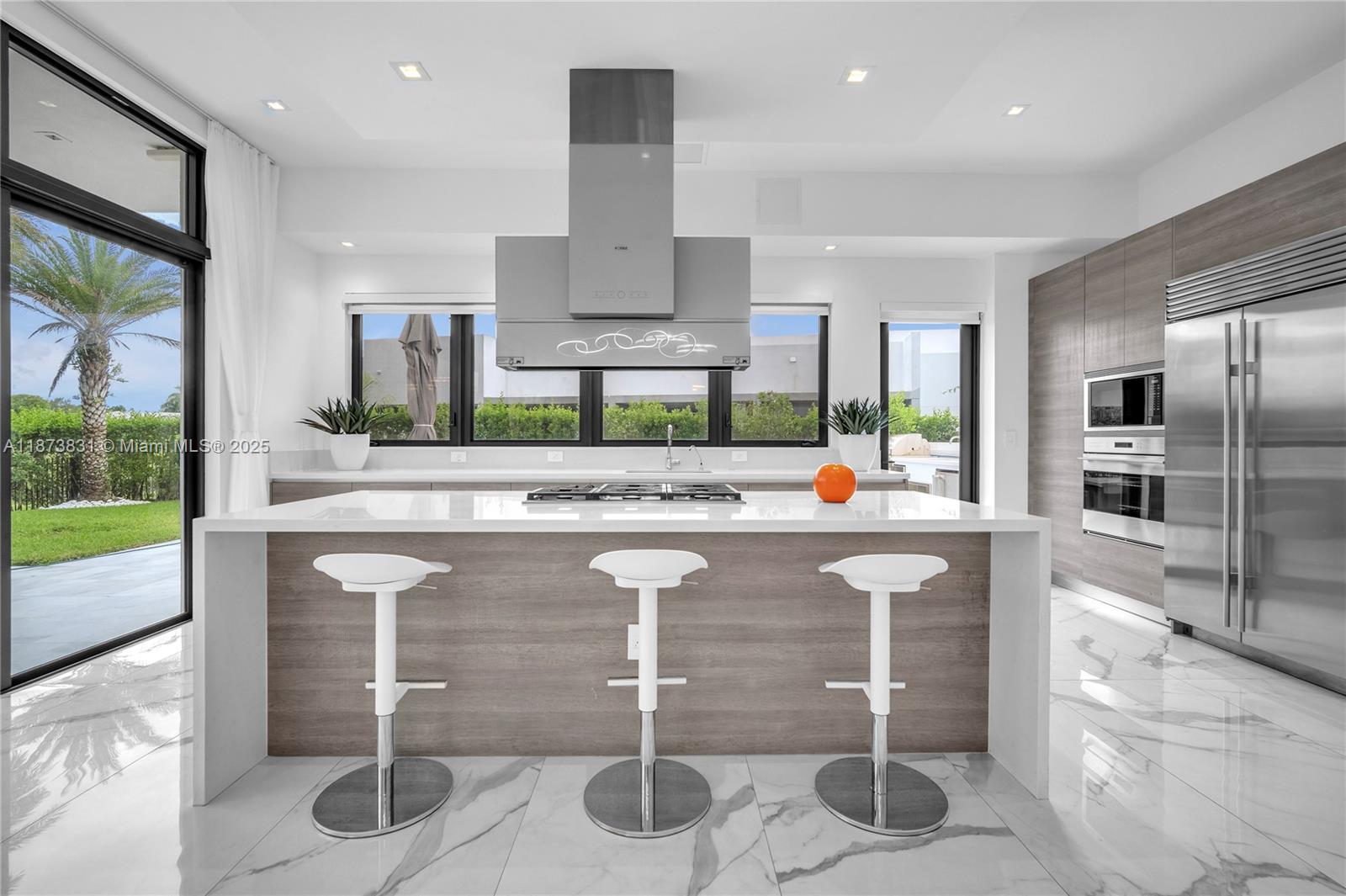 WESTON ESTATES - Residential