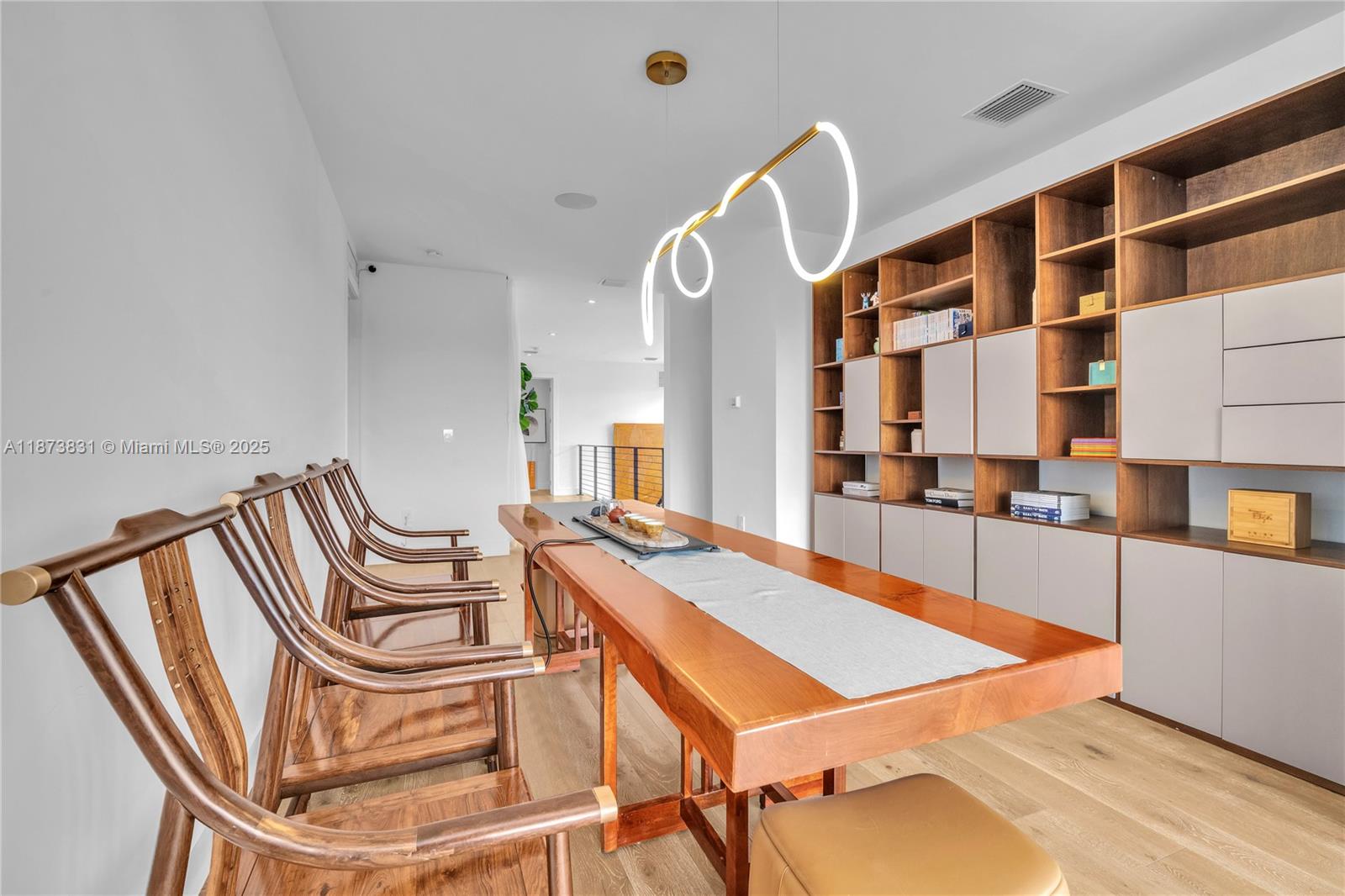 WESTON ESTATES - Residential