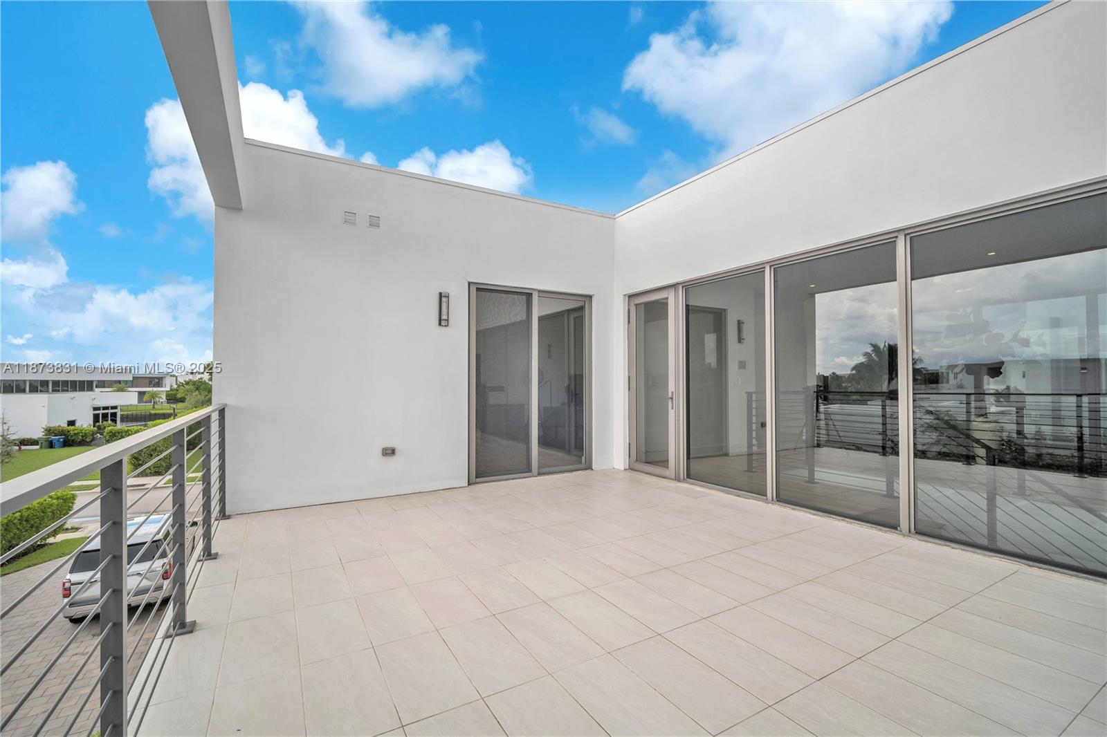 WESTON ESTATES - Residential