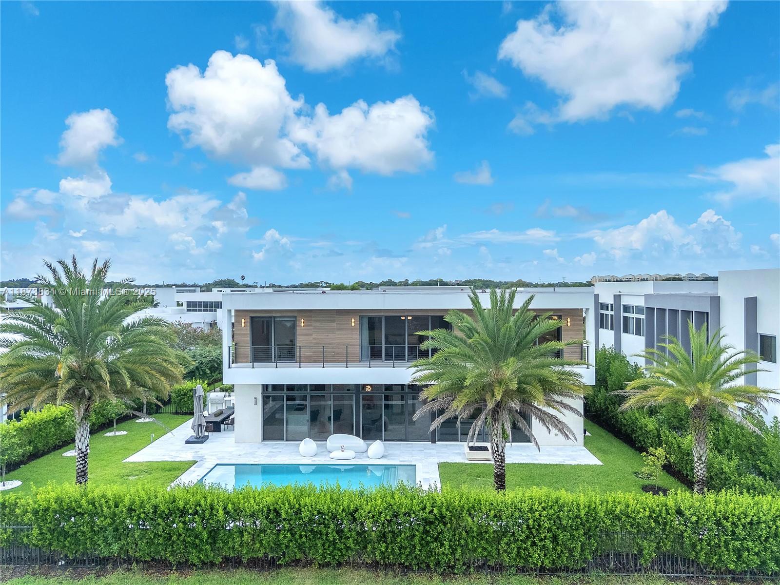 WESTON ESTATES - Residential