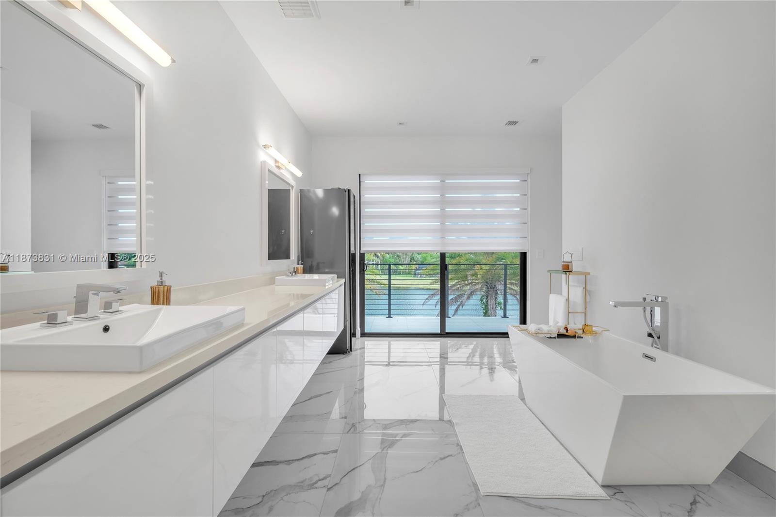 WESTON ESTATES - Residential