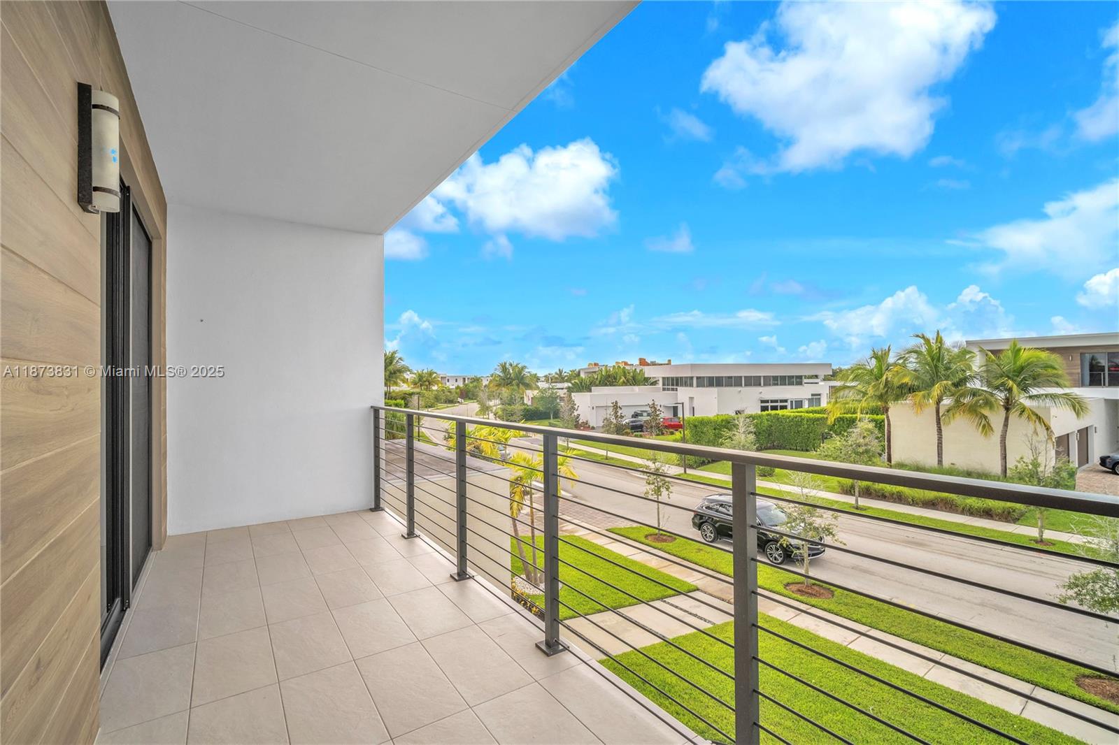 WESTON ESTATES - Residential