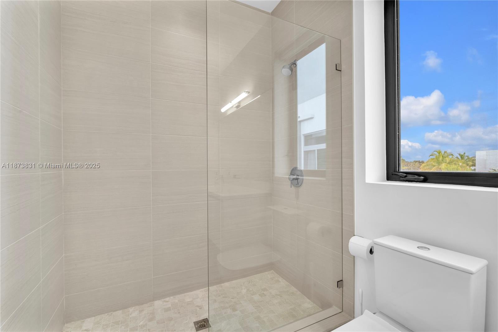 WESTON ESTATES - Residential