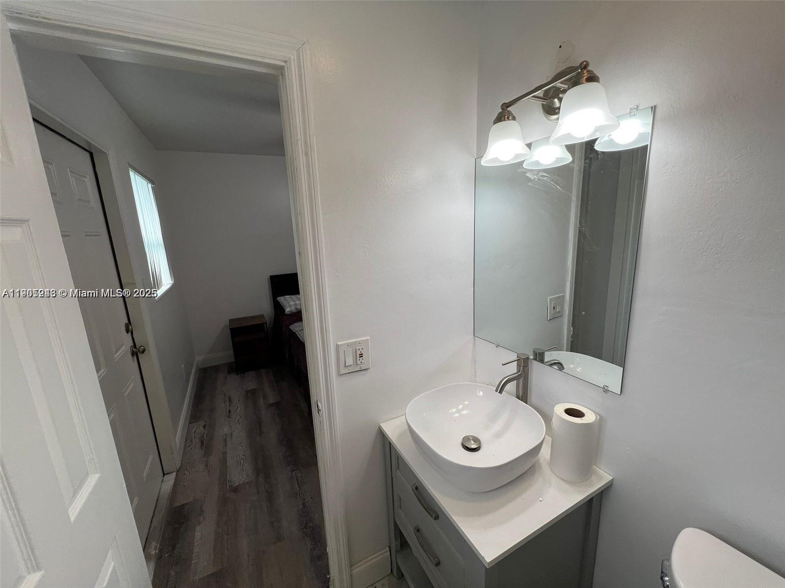 WASHINGTON PARK FOURTH AD - Residential Lease