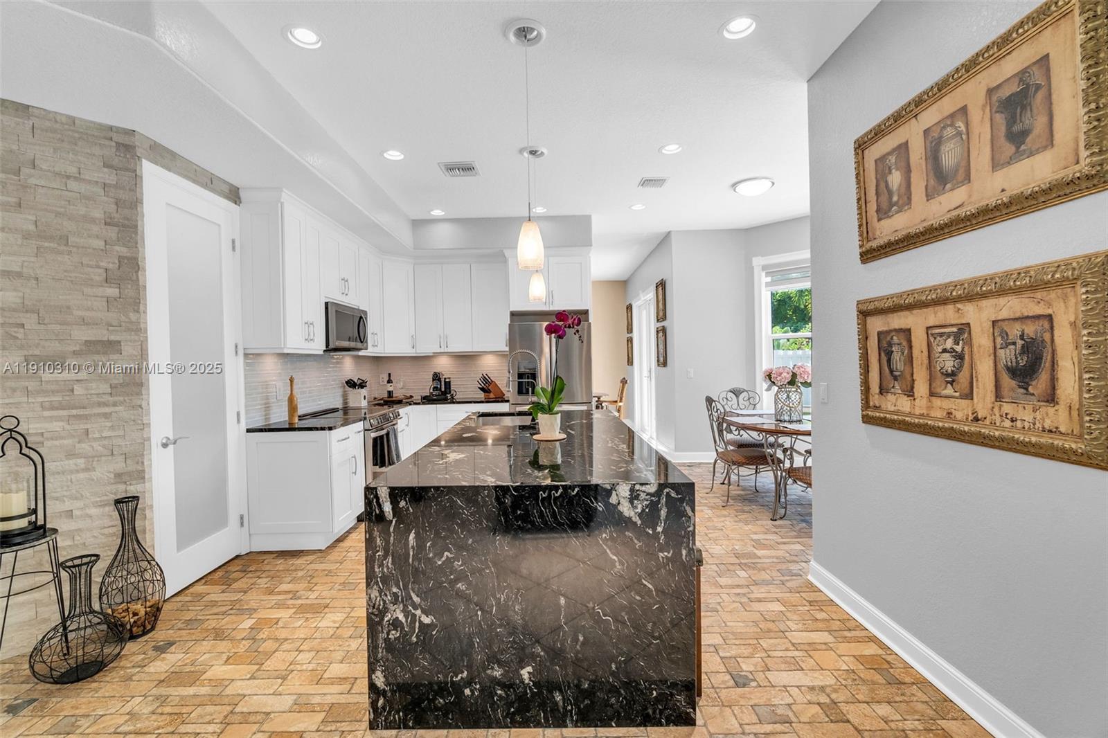 PASADENA AT PEMBROKE SHOR - Residential