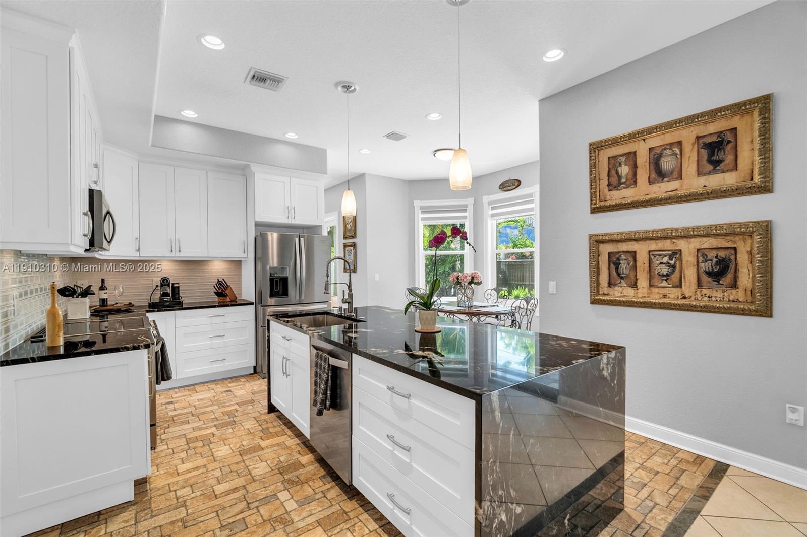 PASADENA AT PEMBROKE SHOR - Residential