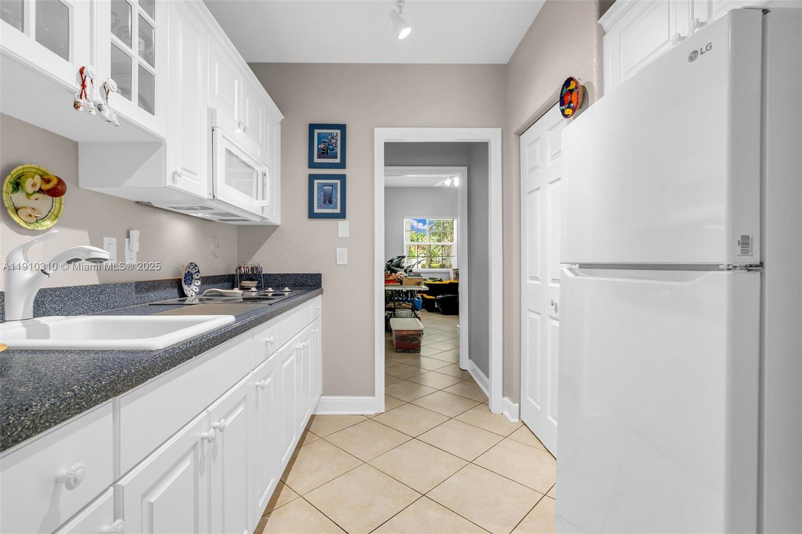 PASADENA AT PEMBROKE SHOR - Residential