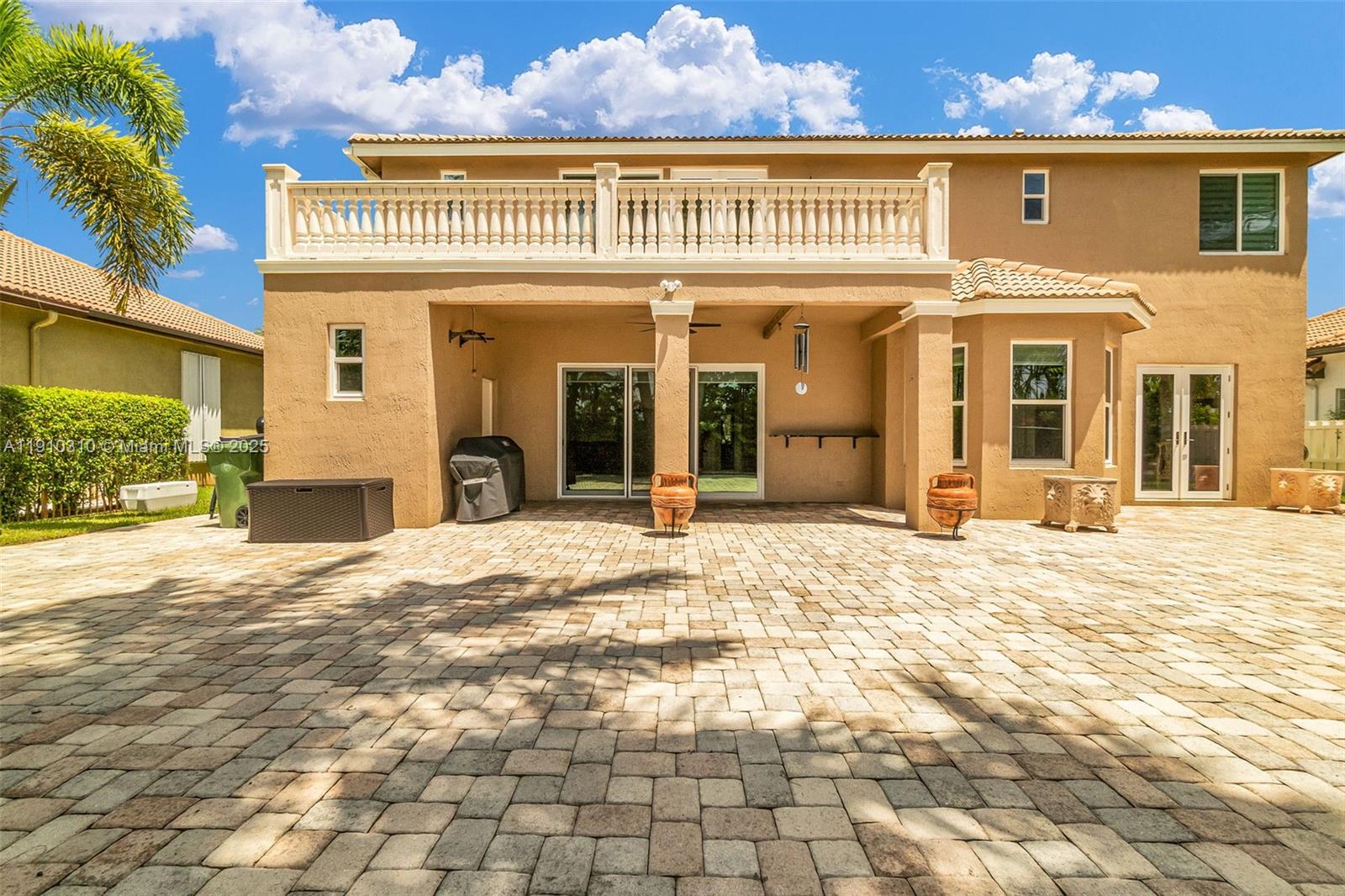 PASADENA AT PEMBROKE SHOR - Residential