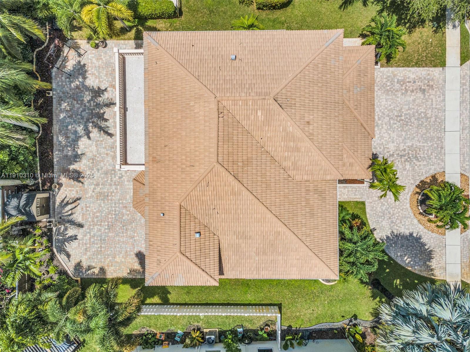 PASADENA AT PEMBROKE SHOR - Residential